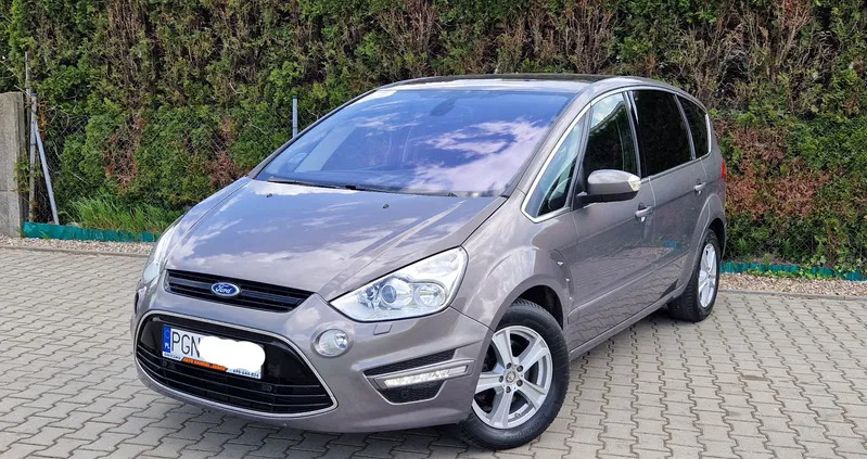 samochody osobowe Ford S-Max cena 39900 przebieg: 235000, rok produkcji 2013 z Gniezno